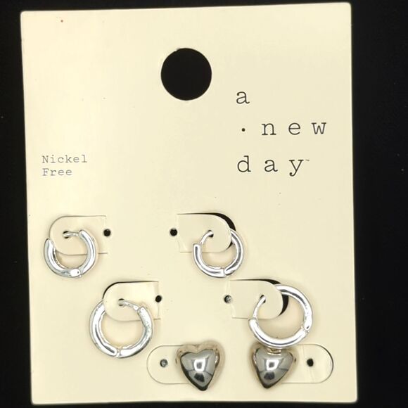 A New Day Heart and Hoop Nickel Free Earrings and Heart Necklace Set NWT - Picture 4 of 4